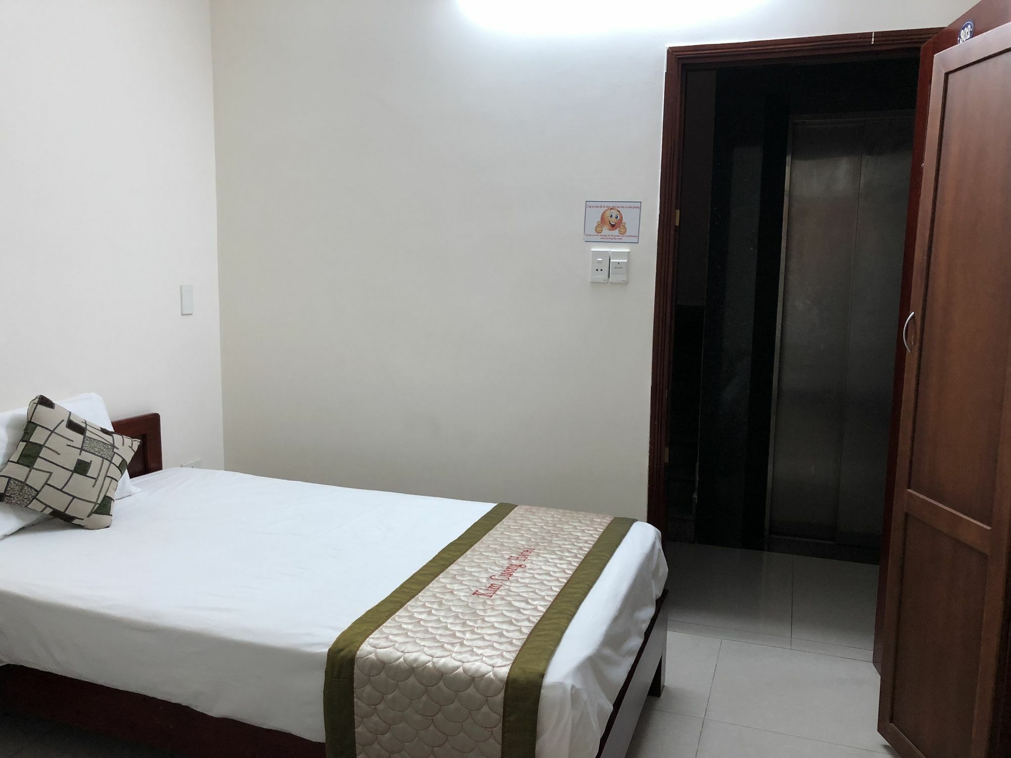 Kim Cuong Hotel Da Nang Exterior foto