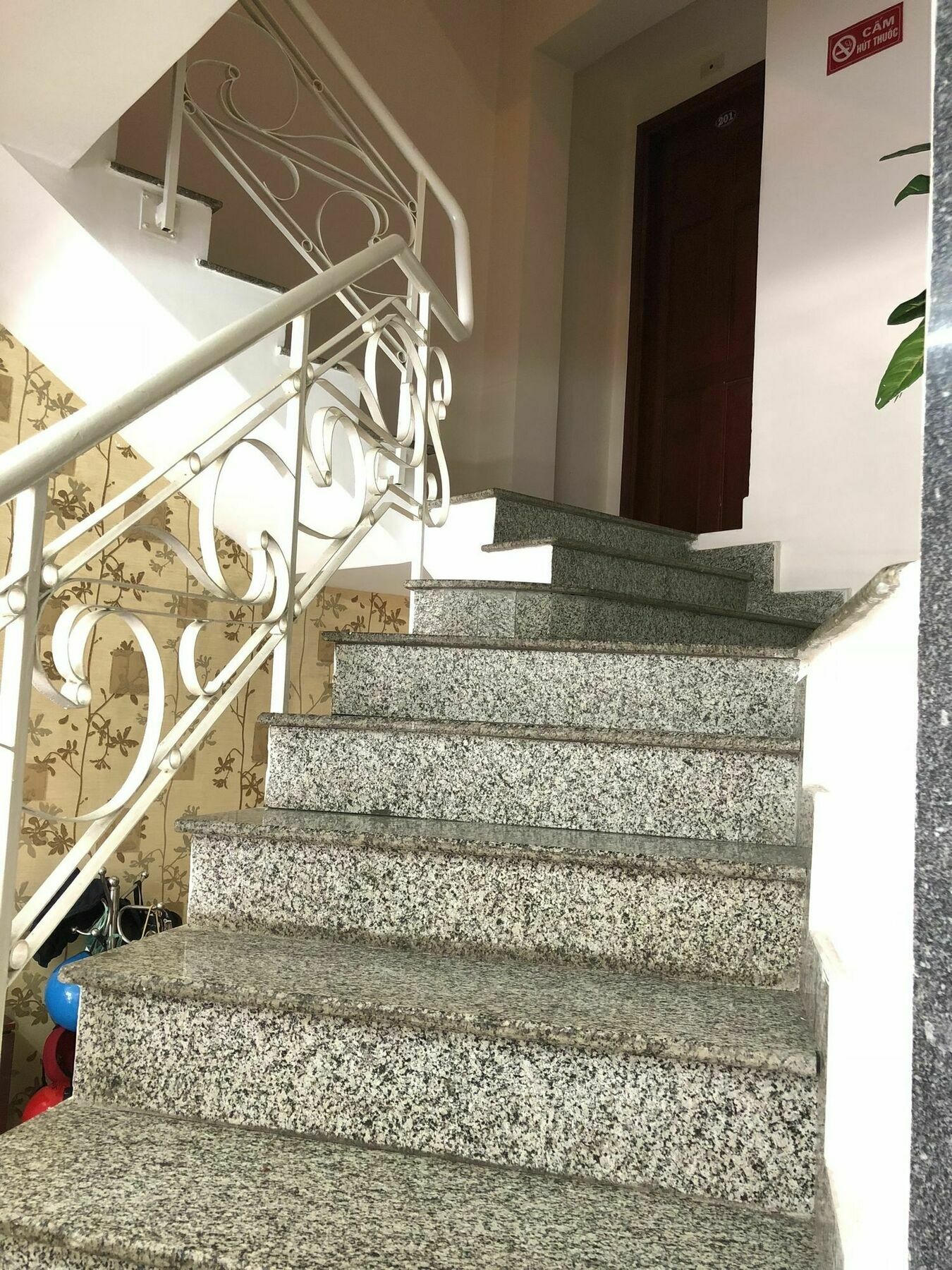 Kim Cuong Hotel Da Nang Exterior foto